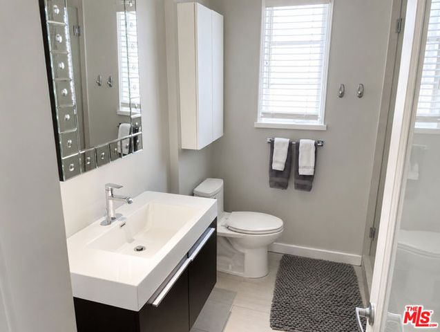 1219 S Burnside Avenue, Los Angeles, CA 90019