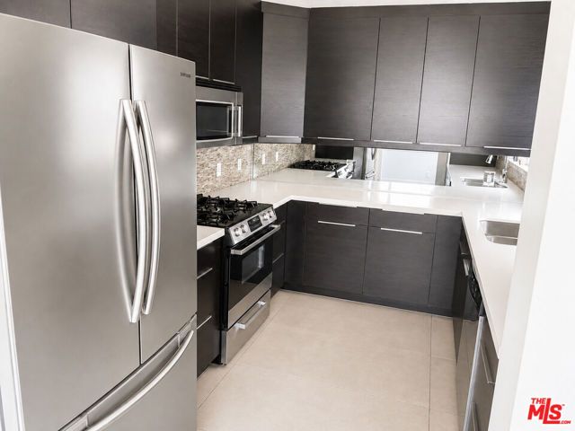 1219 S Burnside Avenue, Los Angeles, CA 90019