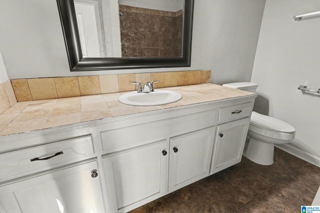 1913 9TH STREET NW, Birmingham, AL 35215