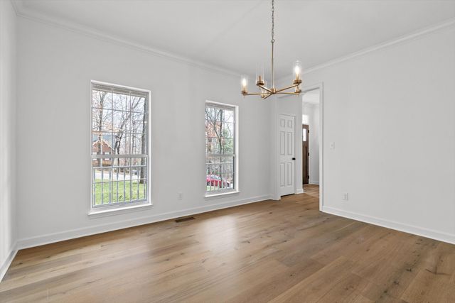 4715 Creek Point Lane, Signal Mountain, TN 37377