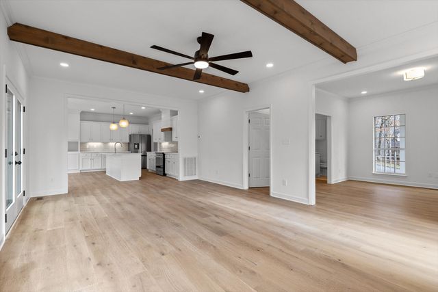 4715 Creek Point Lane, Signal Mountain, TN 37377