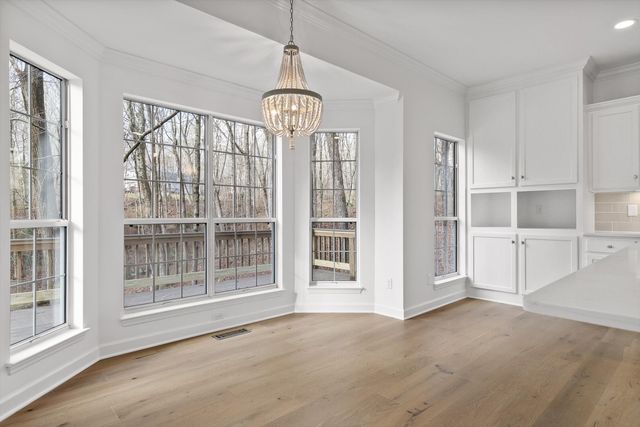 4715 Creek Point Lane, Signal Mountain, TN 37377