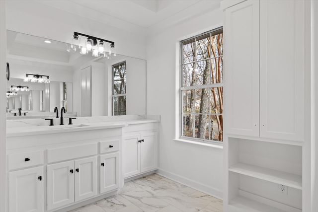 4715 Creek Point Lane, Signal Mountain, TN 37377