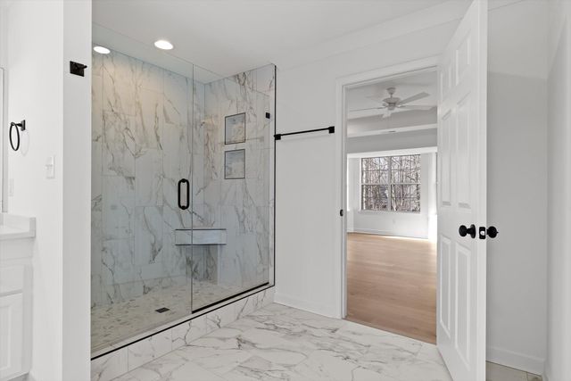 4715 Creek Point Lane, Signal Mountain, TN 37377