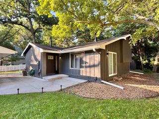1414 W Danube Road, Fridley, MN 55432