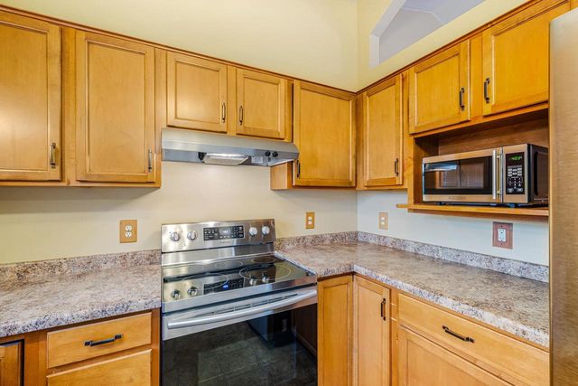 2305 HEARTHSTONE DRIVE, Kaukauna, WI 54130