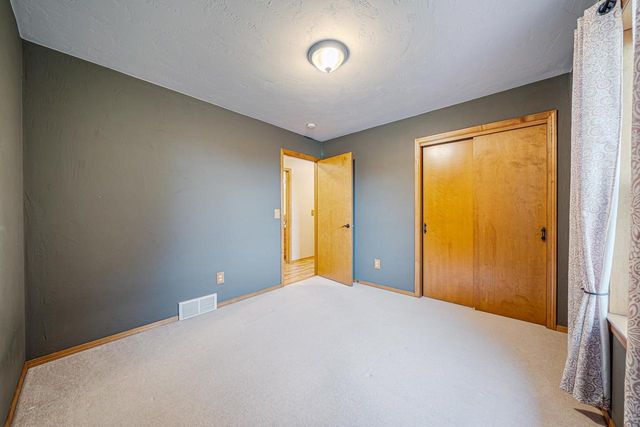 2305 HEARTHSTONE DRIVE, Kaukauna, WI 54130