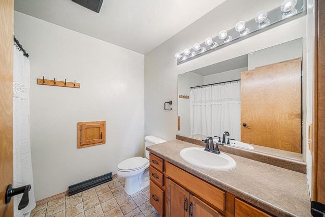 2305 HEARTHSTONE DRIVE, Kaukauna, WI 54130