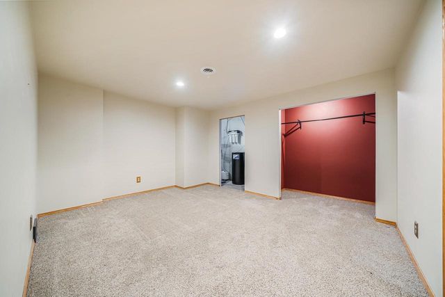 2305 HEARTHSTONE DRIVE, Kaukauna, WI 54130