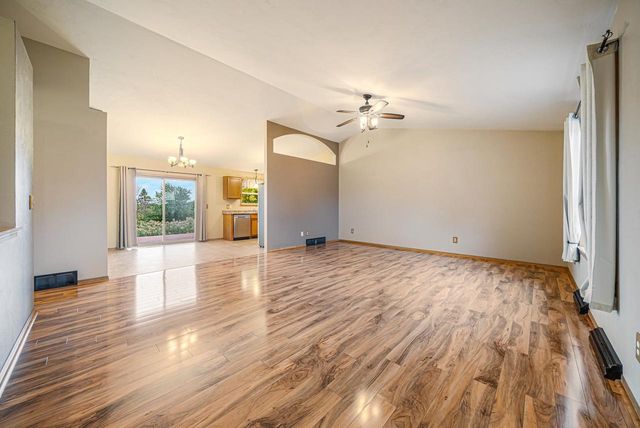2305 HEARTHSTONE DRIVE, Kaukauna, WI 54130