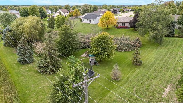 2305 HEARTHSTONE DRIVE, Kaukauna, WI 54130