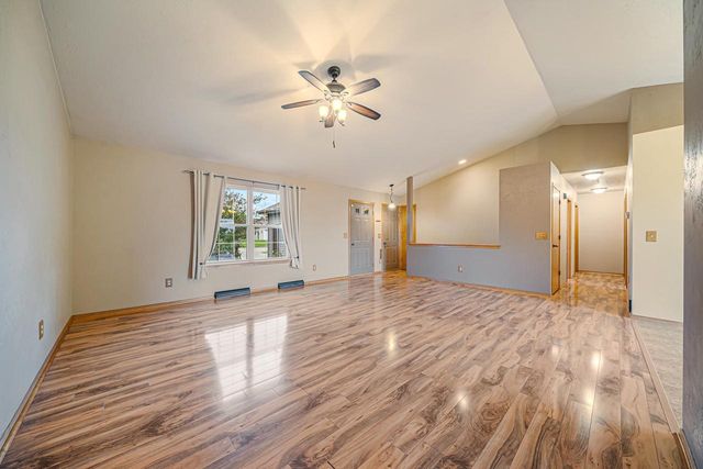 2305 HEARTHSTONE DRIVE, Kaukauna, WI 54130
