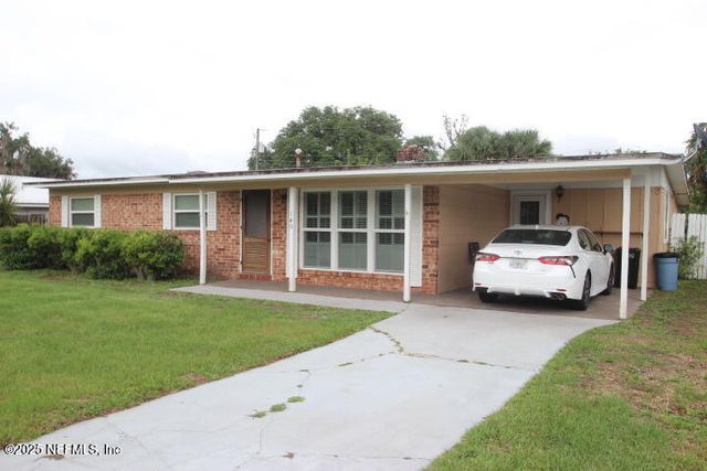 140 W ST JOHNS Terrace, East Palatka, FL 32131