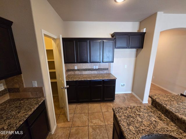 7417 RED CEDAR Drive, El Paso, TX 79911