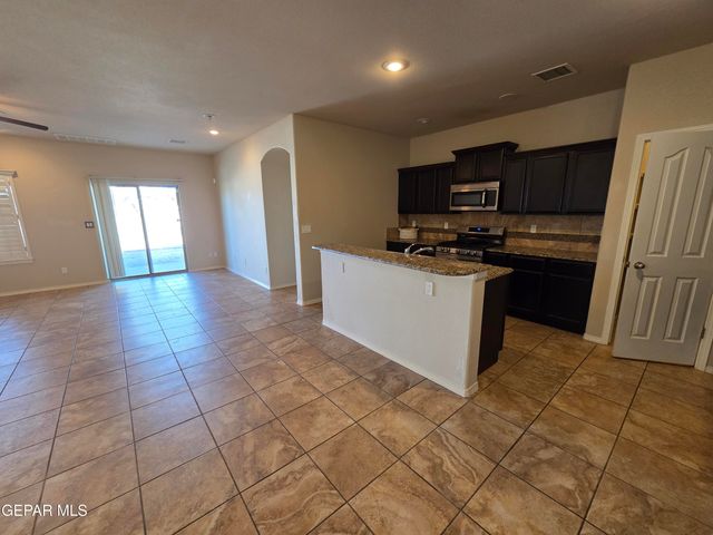 7417 RED CEDAR Drive, El Paso, TX 79911