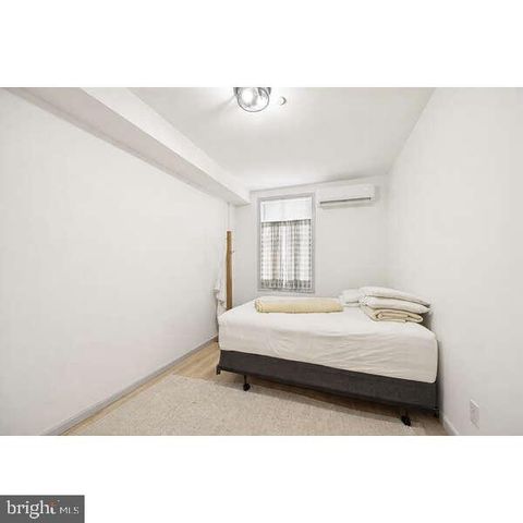 9 W HINCKLEY AVE, Ridley Park, PA 19078