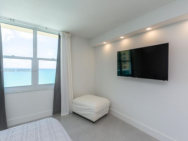 2501 S Ocean Dr 1525, Hollywood, FL 33019