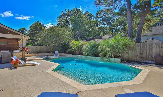 16123 Rudgewick Lane, Spring, TX 77379