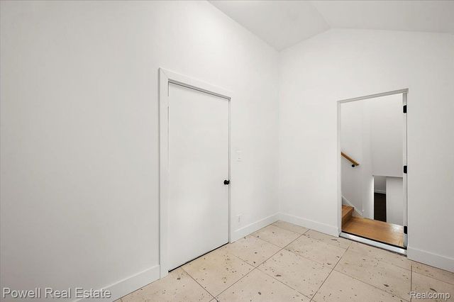 6837 Hatchery Road, Waterford Charter Township, MI 48327