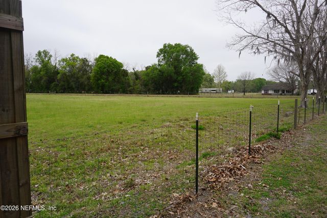 12240 NW 225 County Road, Starke, FL 32091