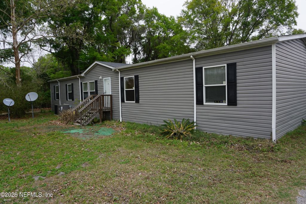 12240 NW 225 County Road, Starke, FL 32091