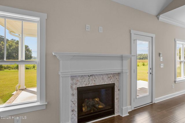 990 Hunter Grace Drive, Winterville, NC 28590
