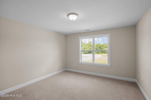 990 Hunter Grace Drive, Winterville, NC 28590