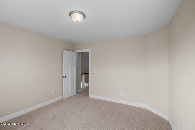 990 Hunter Grace Drive, Winterville, NC 28590