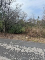 1127 N 3rd, Muskogee, OK 74401