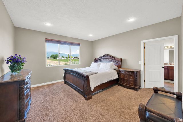 3283 S 750 W, Syracuse, UT 84075