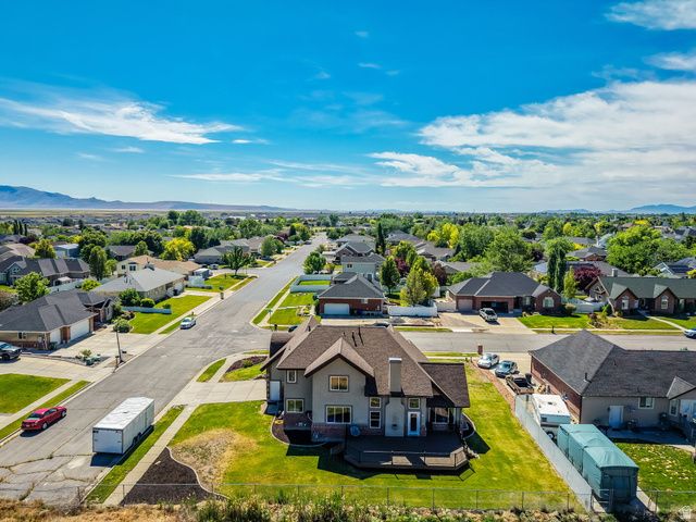 3283 S 750 W, Syracuse, UT 84075
