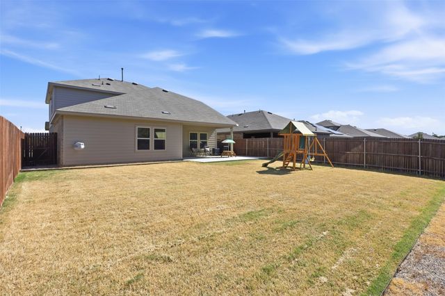 2200 Rustling Oaks Drive, Denton, TX 76209