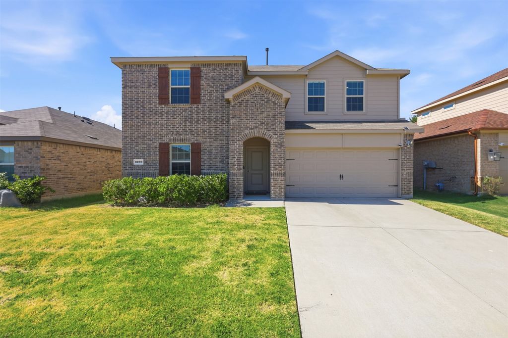 2200 Rustling Oaks Drive, Denton, TX 76209