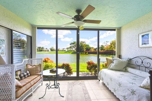 492 Veranda WAY E103, Naples, FL 34104