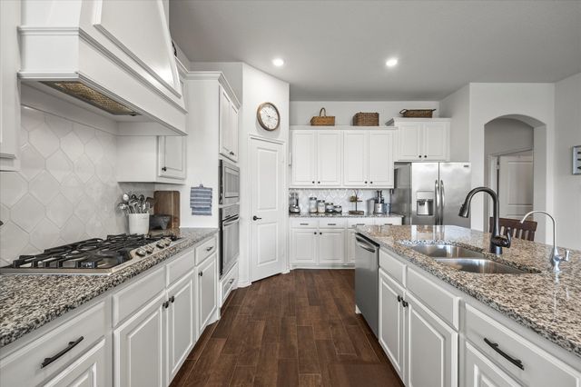 3055 Lily Lane, Heath, TX 75126