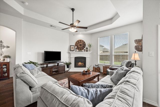 3055 Lily Lane, Heath, TX 75126