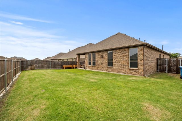 3055 Lily Lane, Heath, TX 75126