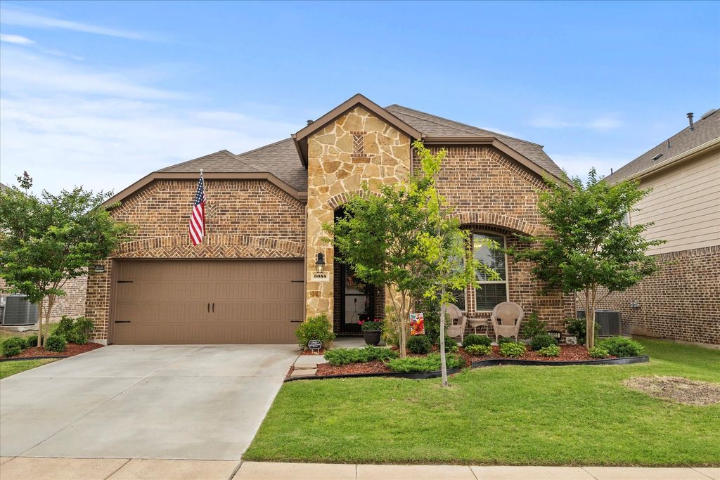3055 Lily Lane, Heath, TX 75126