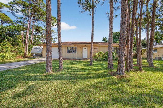6012 Hickory Drive, Fort Pierce, FL 34982
