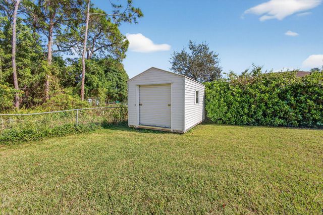 6012 Hickory Drive, Fort Pierce, FL 34982