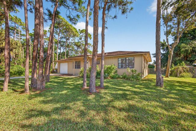 6012 Hickory Drive, Fort Pierce, FL 34982