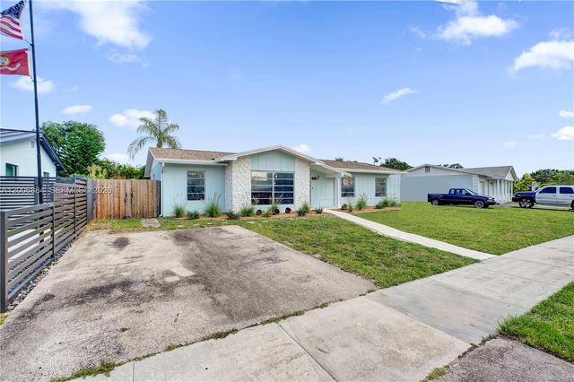 10511 SW 124th Ave, Miami, FL 33186