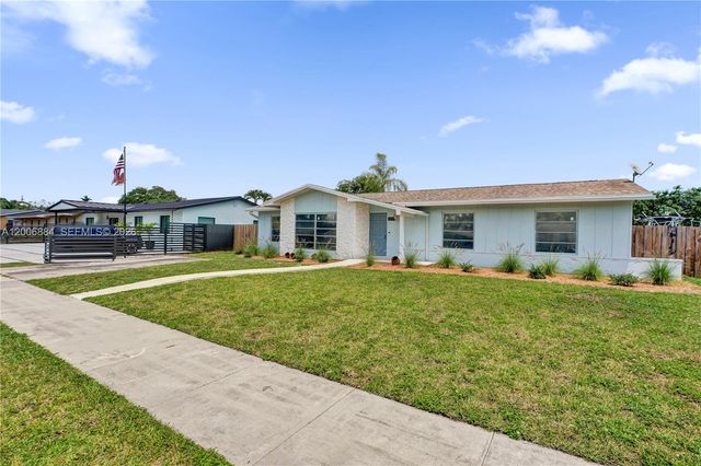 10511 SW 124th Ave, Miami, FL 33186