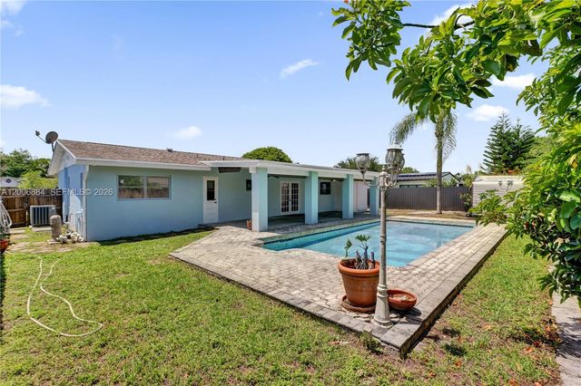 10511 SW 124th Ave, Miami, FL 33186