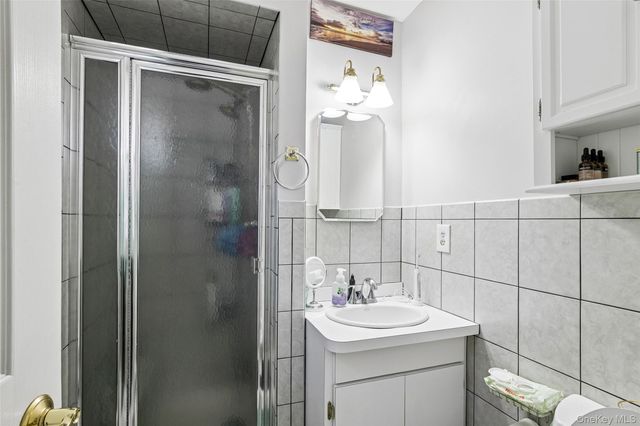 49 Admiral Street, Port Jefferson Station, NY 11776