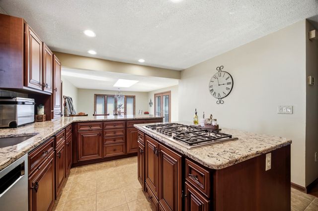 27 Palmer Ave, Chicopee, MA 01020
