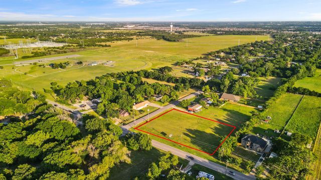 1705 Glenn Lane, Glenn Heights, TX 75154