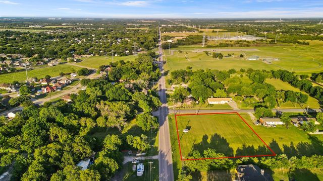 1705 Glenn Lane, Glenn Heights, TX 75154