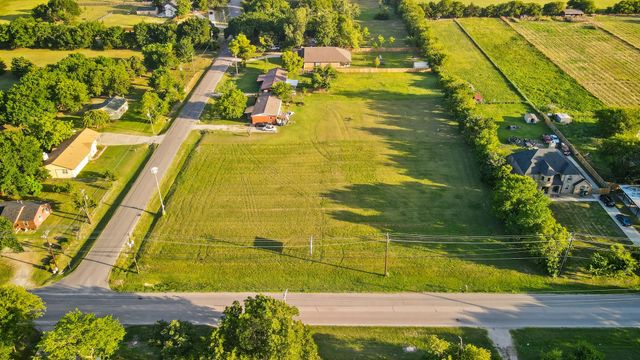 1705 Glenn Lane, Glenn Heights, TX 75154