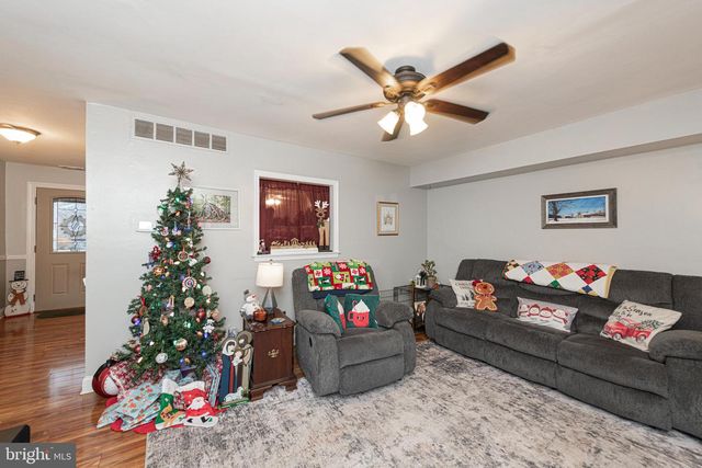 108 ORCHARD CT, Royersford, PA 19468